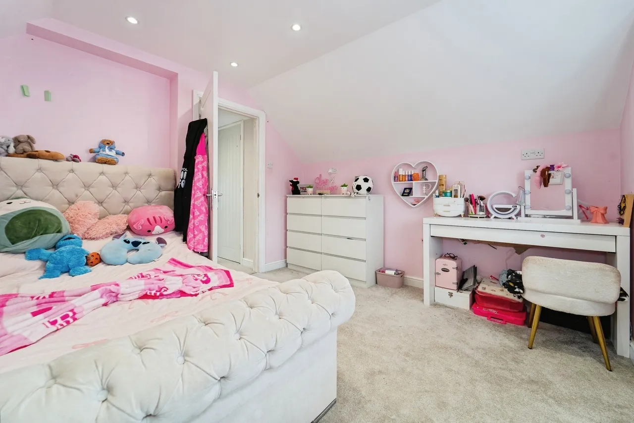 Romilly Crescent, Hakin, SA73, photo 12