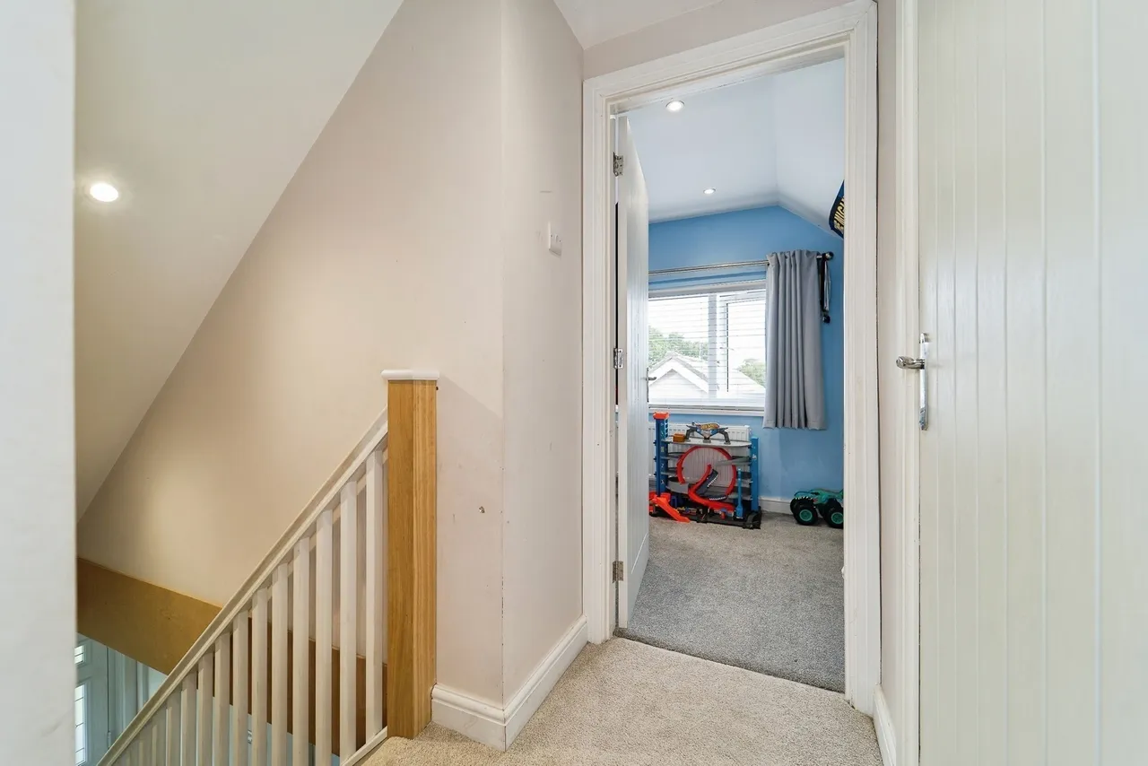 Romilly Crescent, Hakin, SA73, photo 15