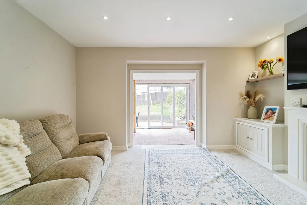 Romilly Crescent, Hakin, SA73, photo 5