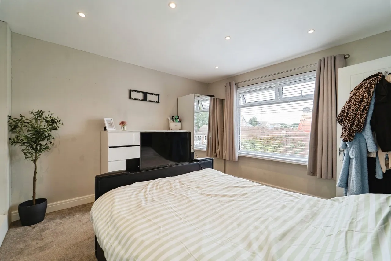 Romilly Crescent, Hakin, SA73, photo 10