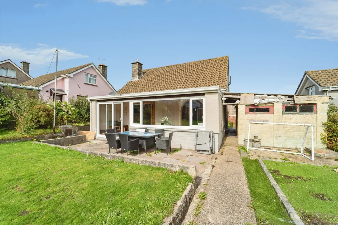 Romilly Crescent, Hakin, SA73, photo 17