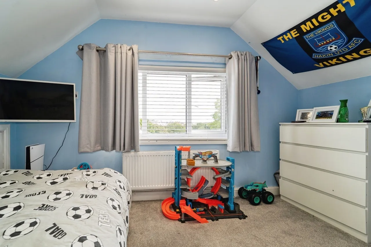 Romilly Crescent, Hakin, SA73, photo 14