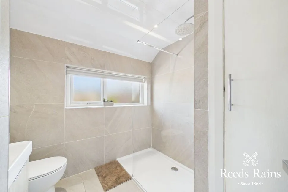 Glenview Gardens, Belfast, BT5, photo 22