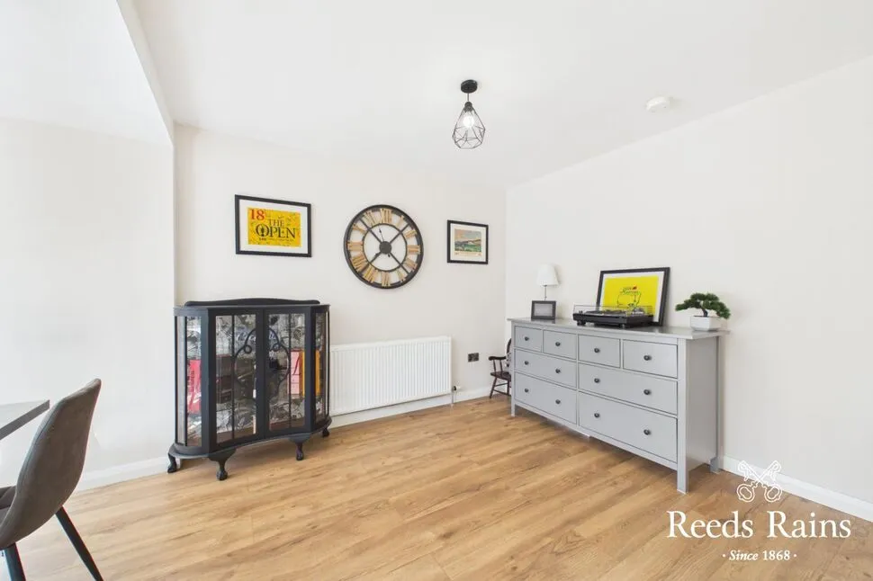 Glenview Gardens, Belfast, BT5, photo 11