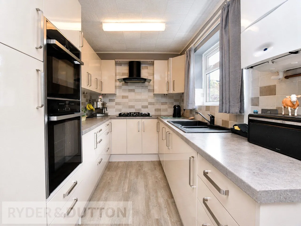 Sheriff Street, Falinge, OL12, photo 3
