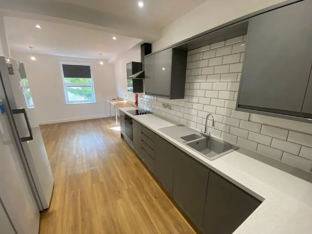 High Road, Beeston, NG9, photo 8