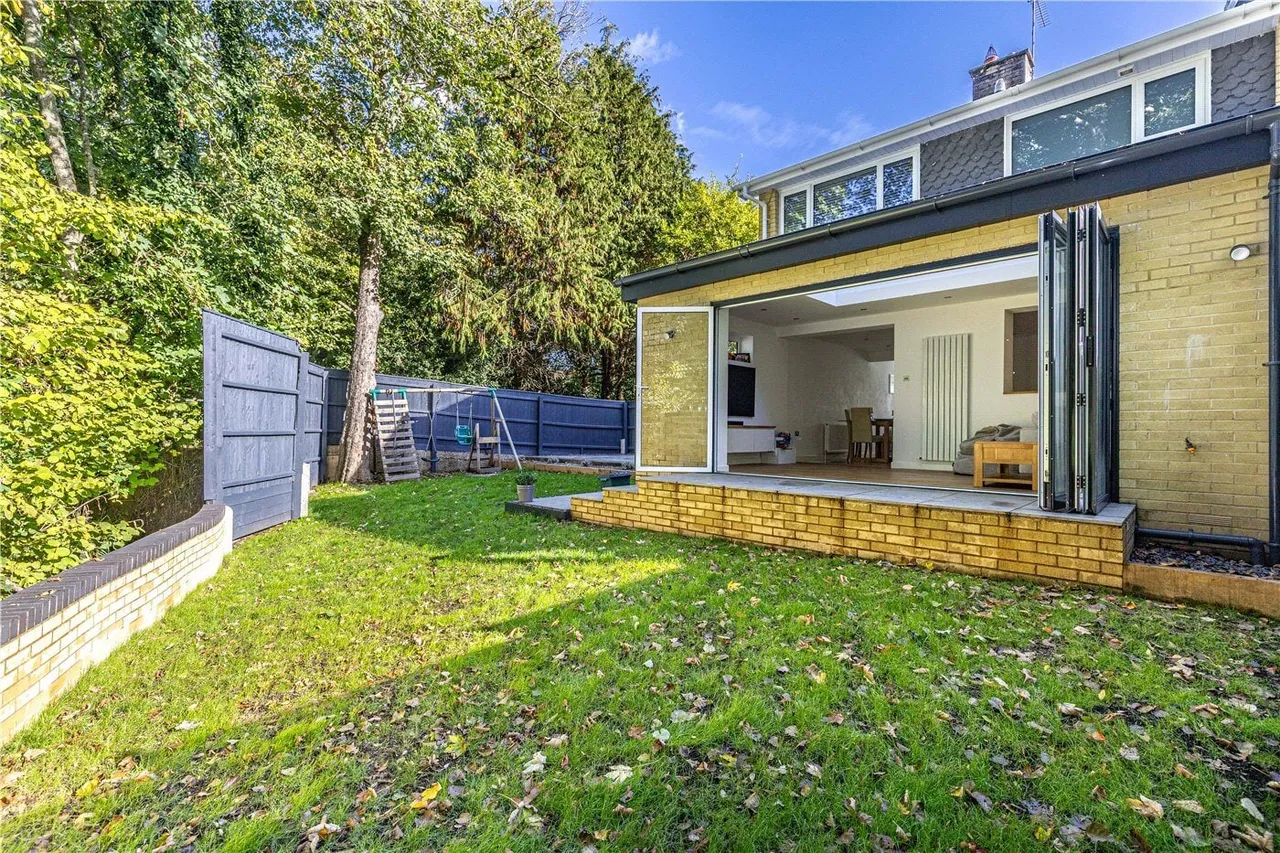 St. Georges Close, Highcliffe, BH23, photo 26