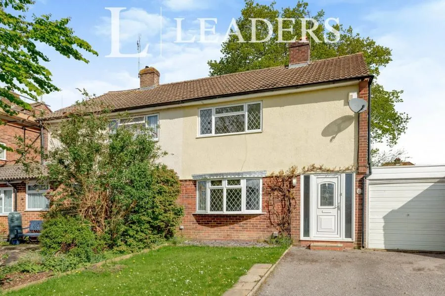 3 bed house for sale, The Meadow, Copthorne, RH10