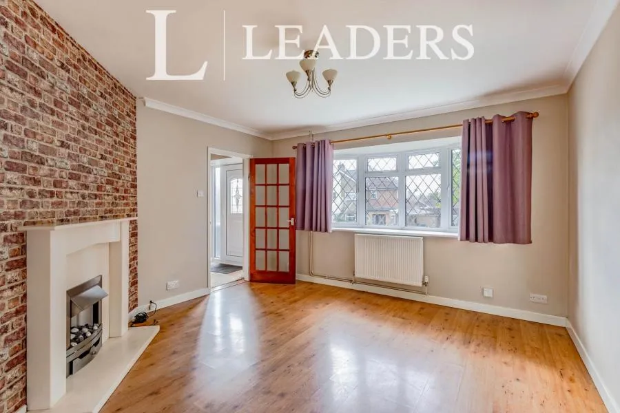 The Meadow, Copthorne, RH10, photo 3