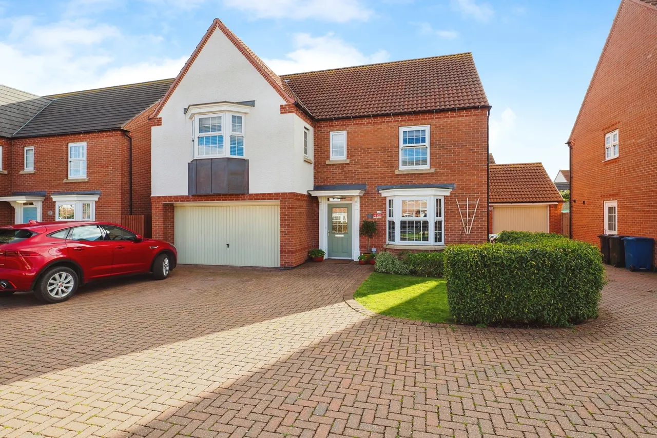 4 bed house for sale, Foxglove Way, Nottingham, NG12