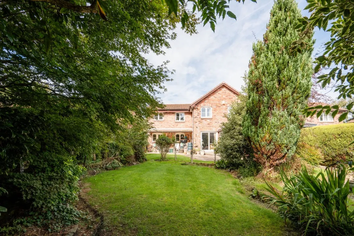 York Close, Formby, L37, photo 5