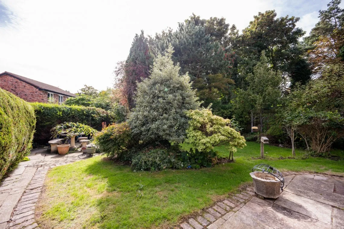 York Close, Formby, L37, photo 4