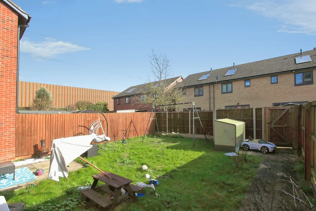 Hawksbill Way, Peterborough, Cambridgeshire, PE2, photo 9