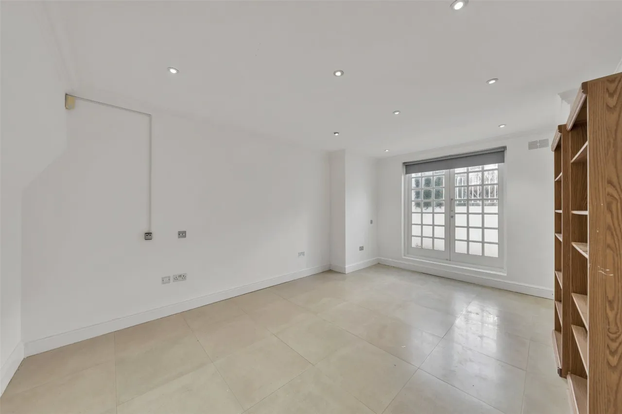 Bracknell Gardens, London, NW3, photo 10