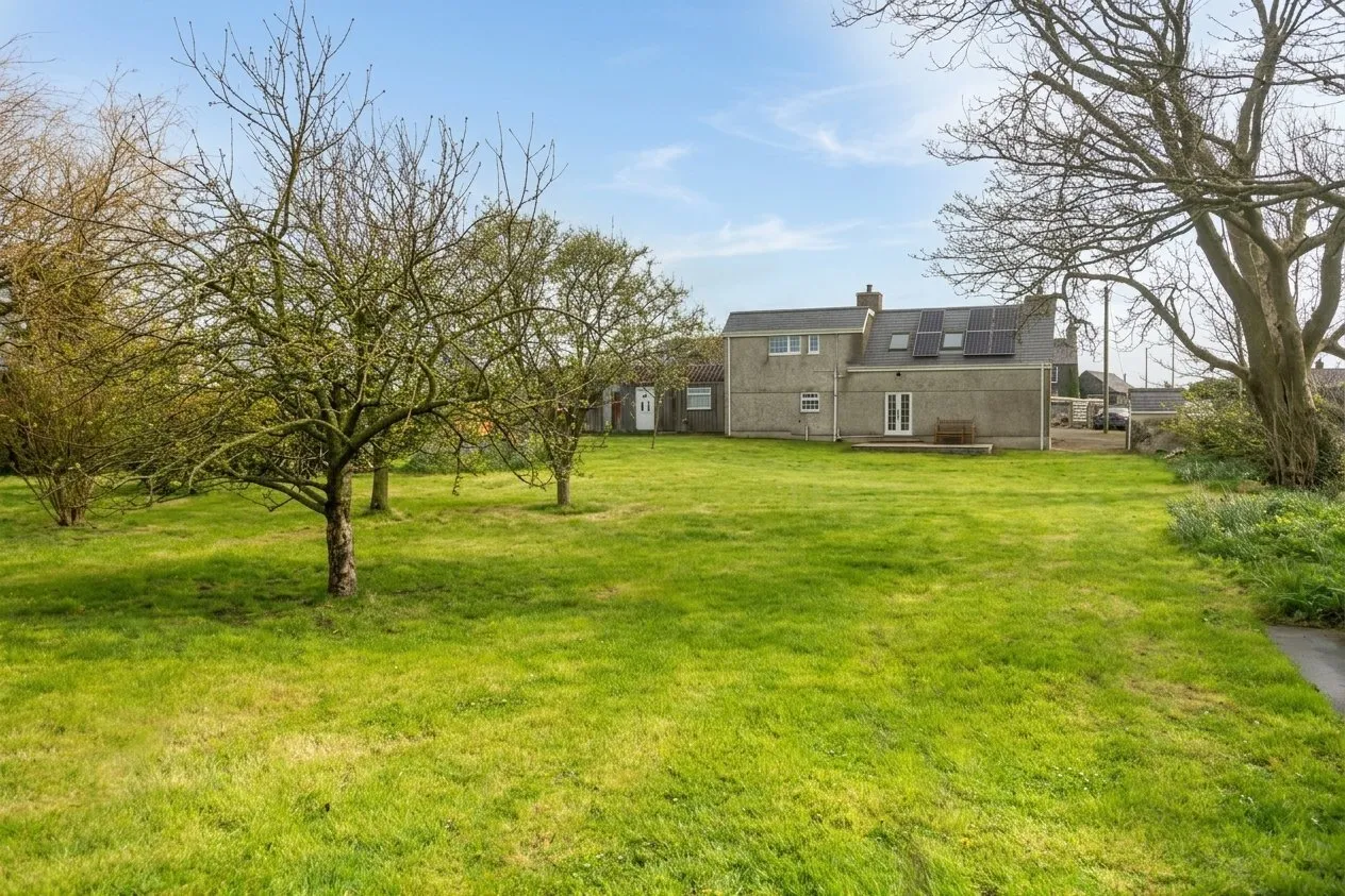 Llanfachraeth, Holyhead, photo 23