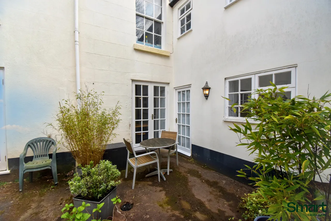 2 bed flat for sale, Bystock Terrace, Exeter