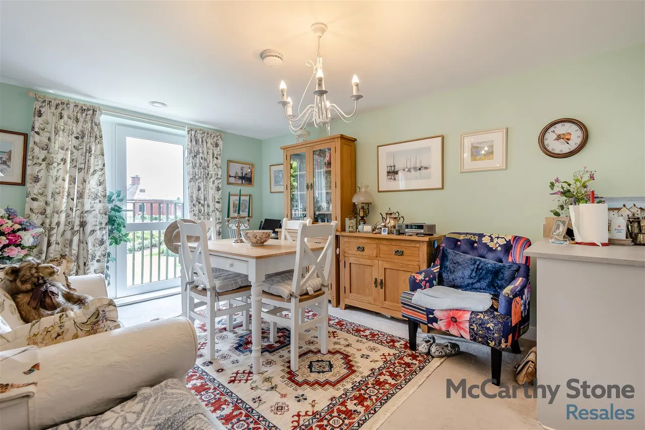 Stafford Street, Market Drayton, TF9, photo 3