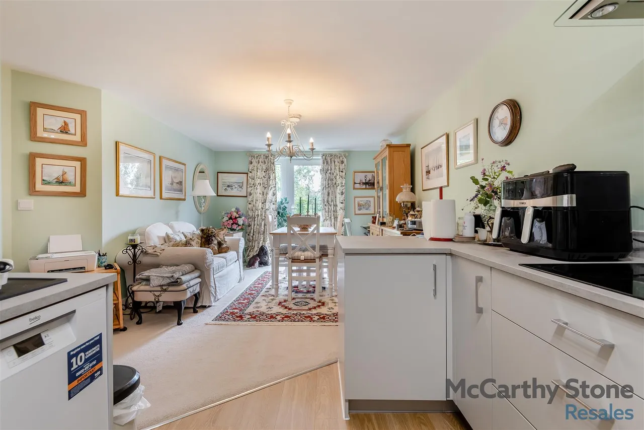 Stafford Street, Market Drayton, TF9, photo 7