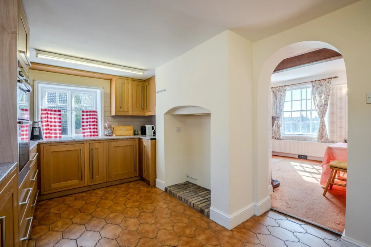 South Walsham Road, Acle, NR13, photo 8