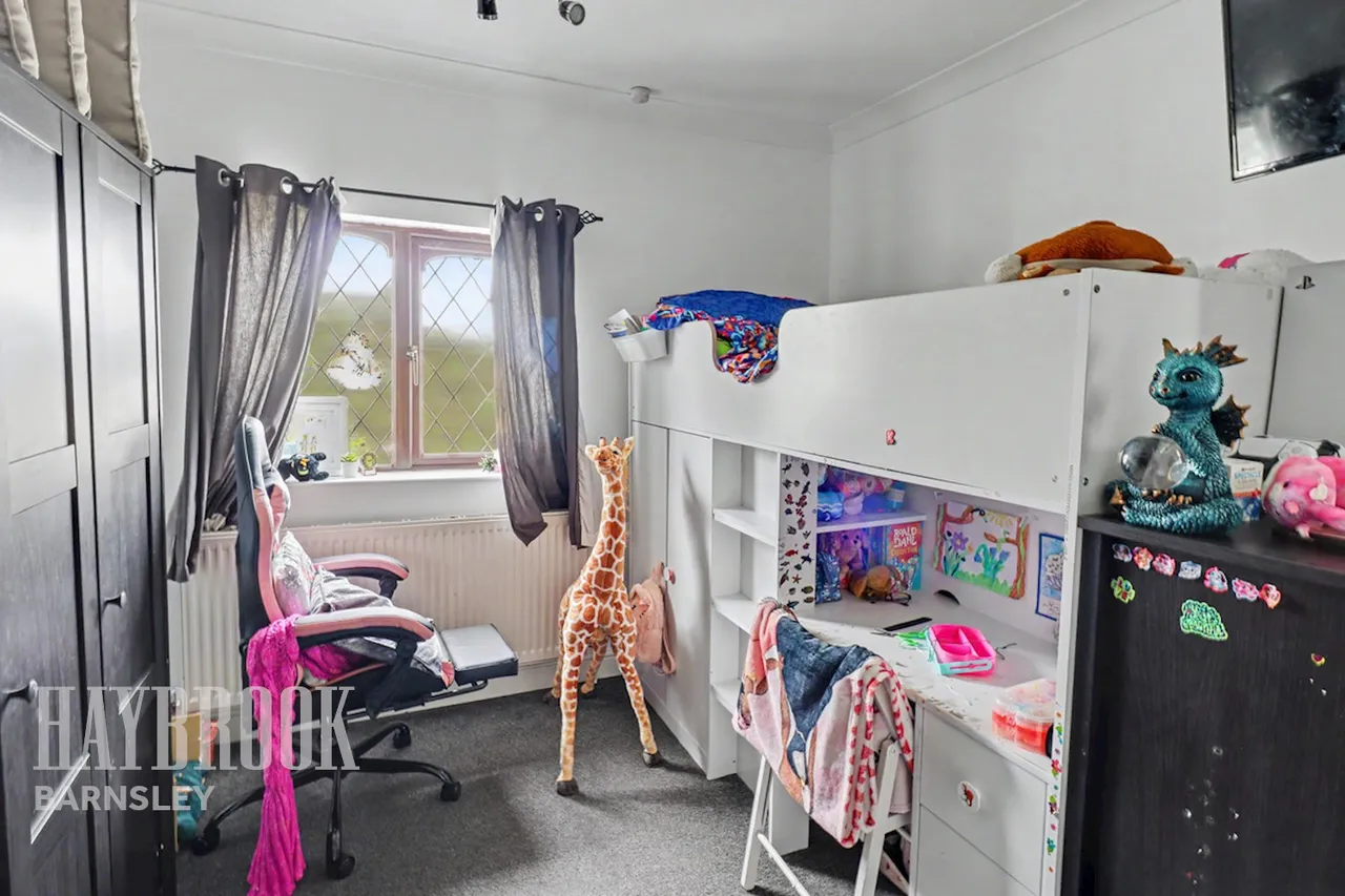 Pickup Crescent, Wombwell, photo 8