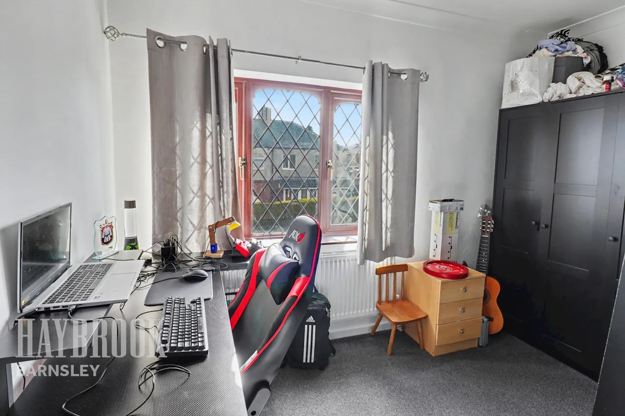 Pickup Crescent, Wombwell, photo 7