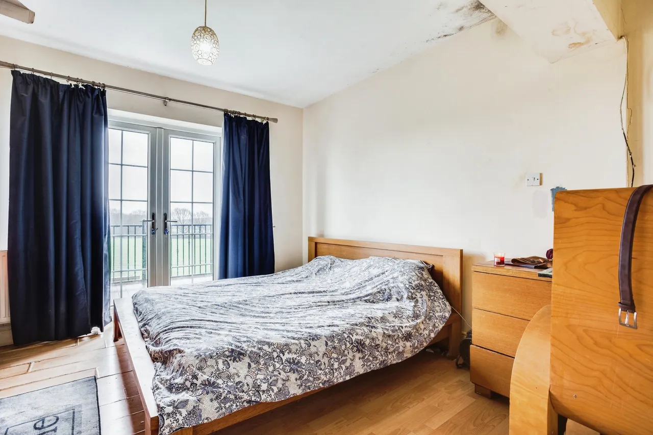 Leeds Road, Dewsbury, WF12, photo 8