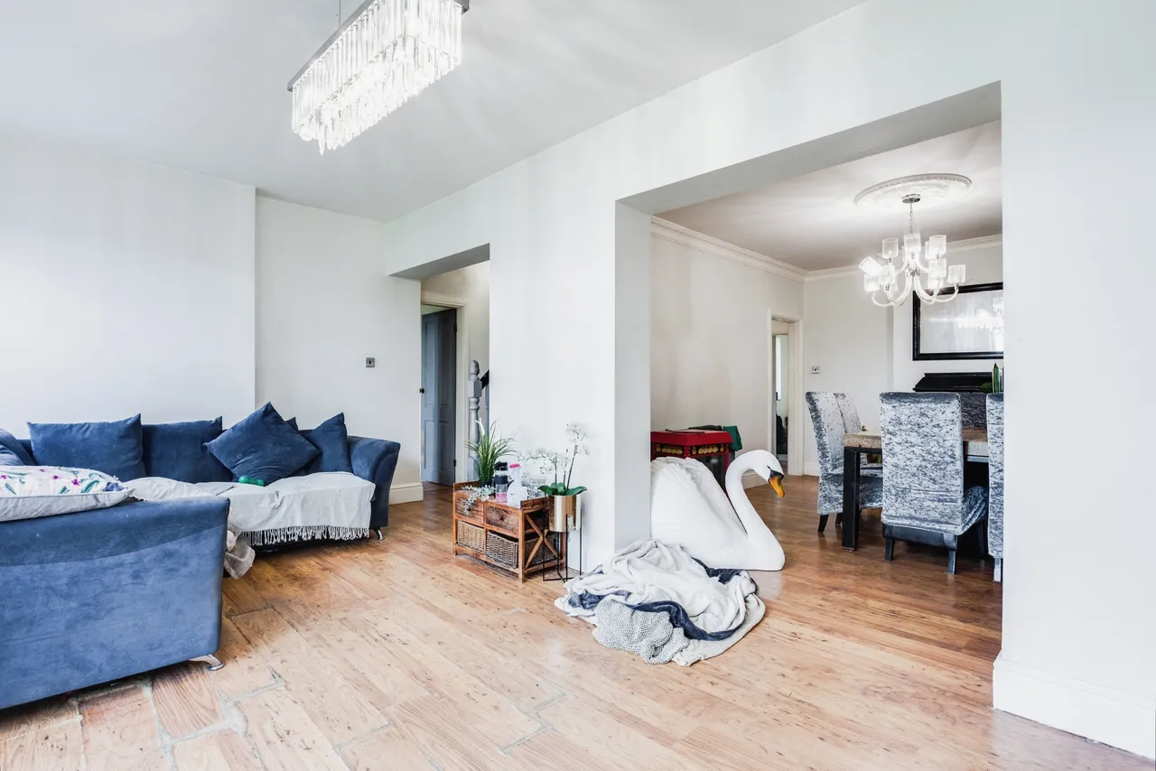 Leeds Road, Dewsbury, WF12, photo 7