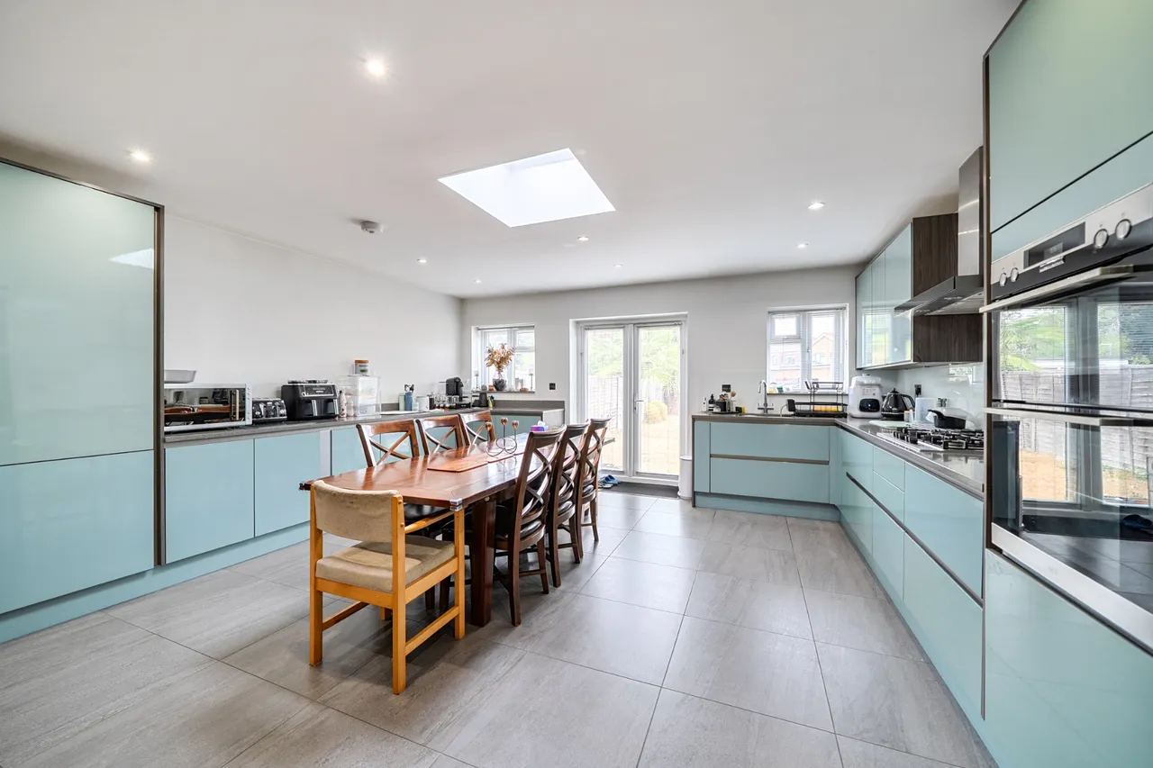 Oxford Gardens, Denham, UB9, photo 6