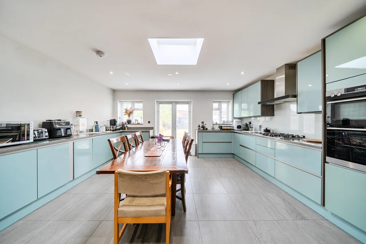 Oxford Gardens, Denham, UB9, photo 7