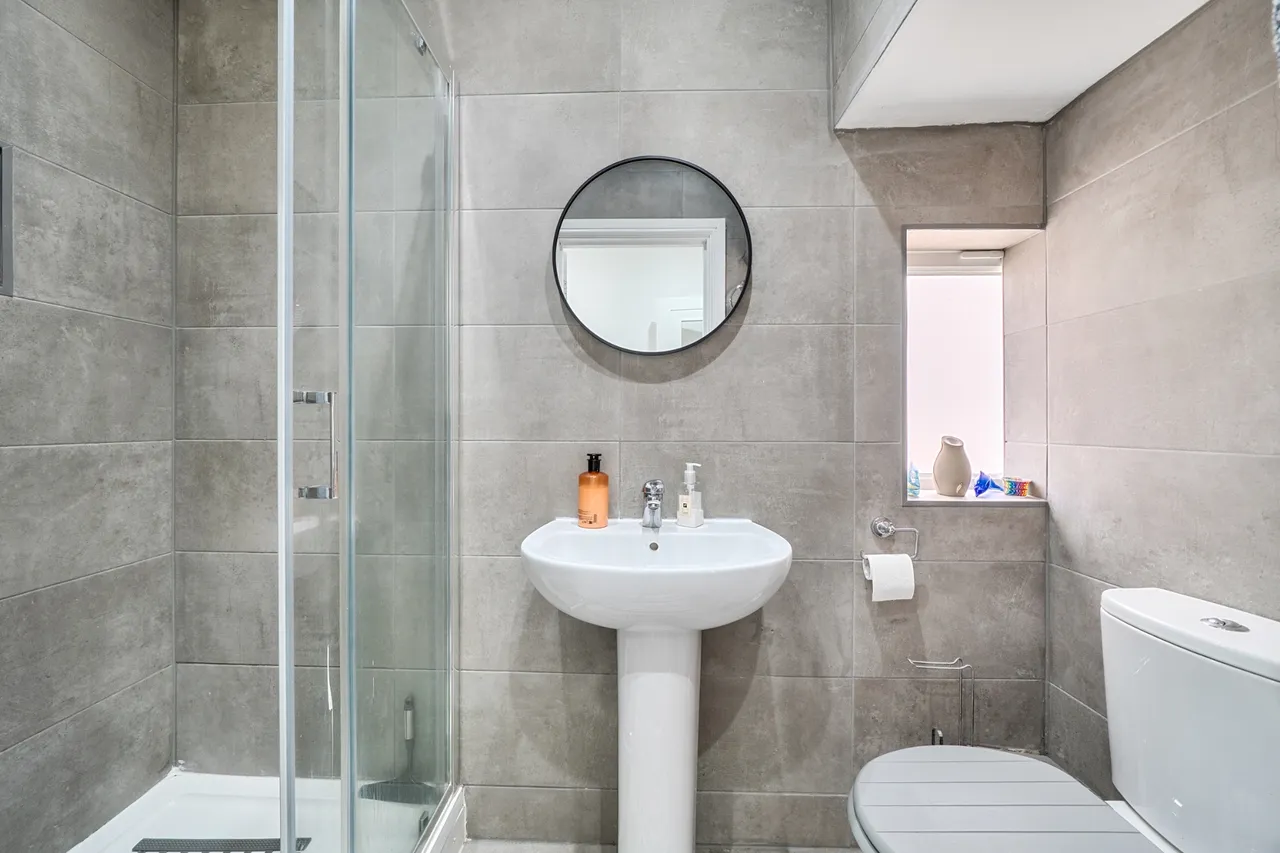 Oxford Gardens, Denham, UB9, photo 12