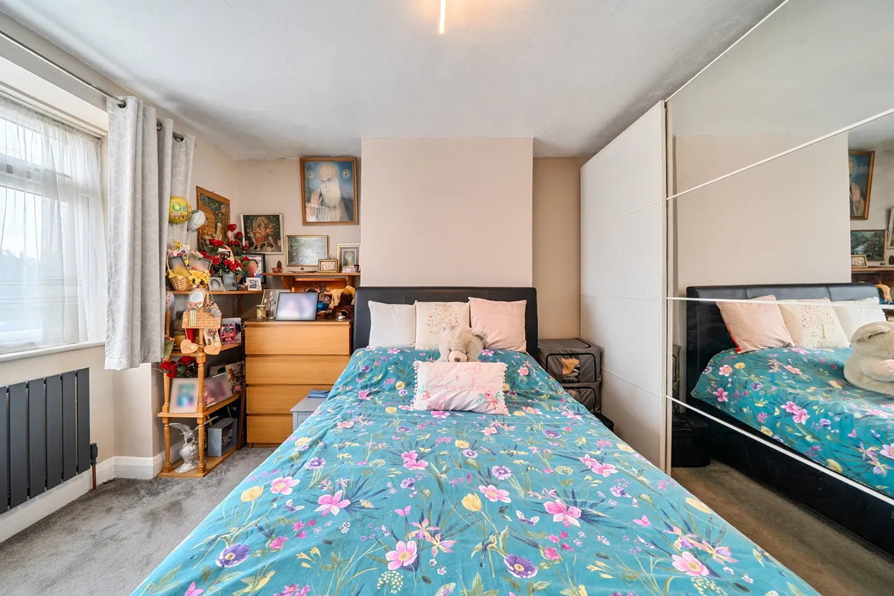 Oxford Gardens, Denham, UB9, photo 13