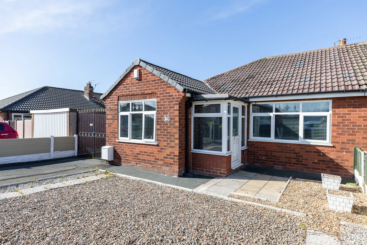 St. Andrews Crescent, Hindley, WN2, photo 12