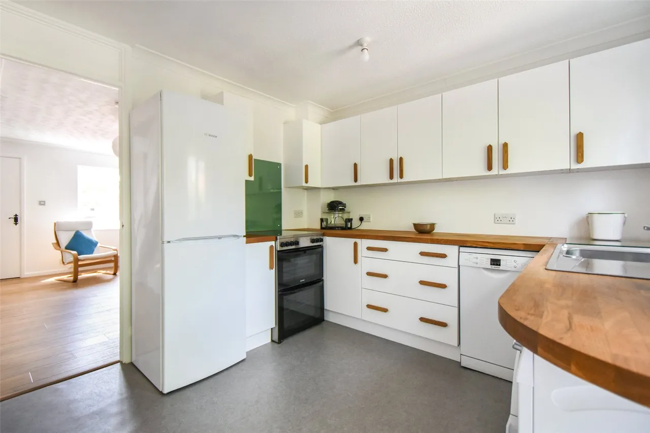 Coltsfoot Place, Hook, Hampshire, RG27 9PW, photo 10