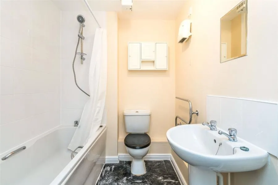 Mirabella Close, Southampton, SO19, photo 7