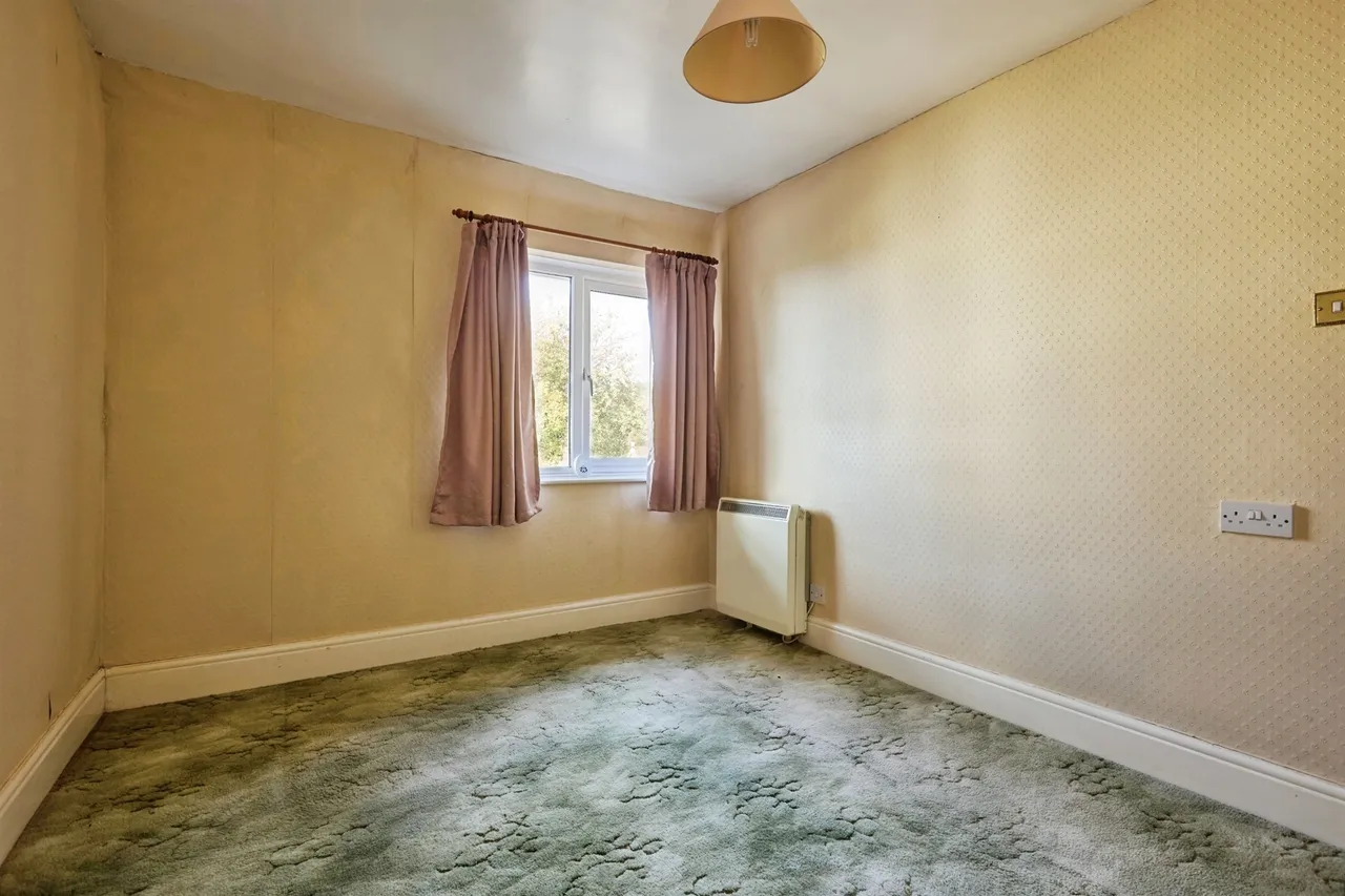 Milford Court, Gillingham, SP8, photo 5