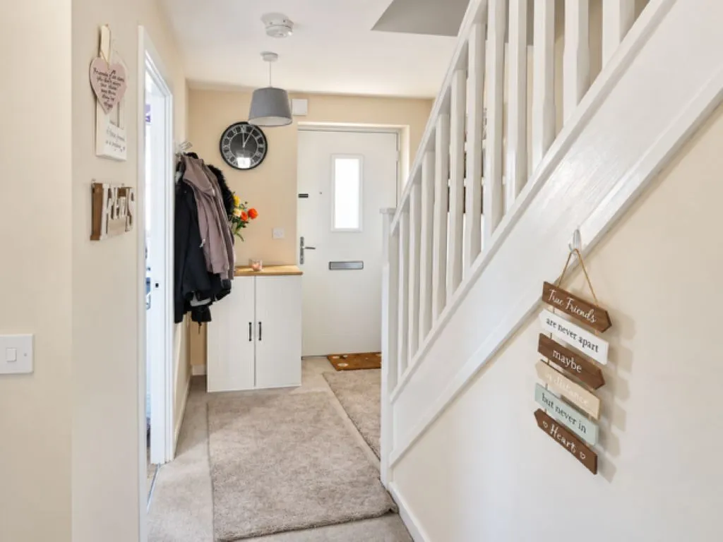 Petherbridge Close, Amesbury, SP4, photo 5