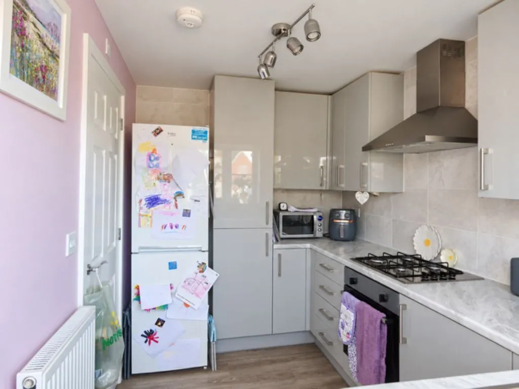 Petherbridge Close, Amesbury, SP4, photo 7