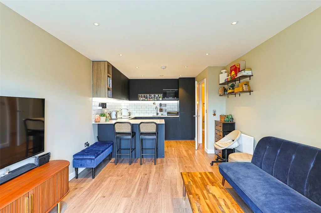 Beaufort Square, Beaufort Park, NW9, photo 13