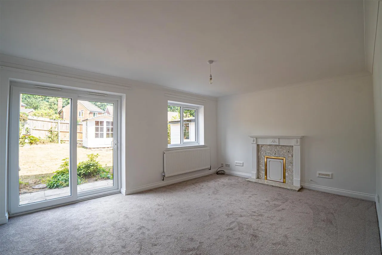 Ashdown Close, St. Leonards-On-Sea, photo 3
