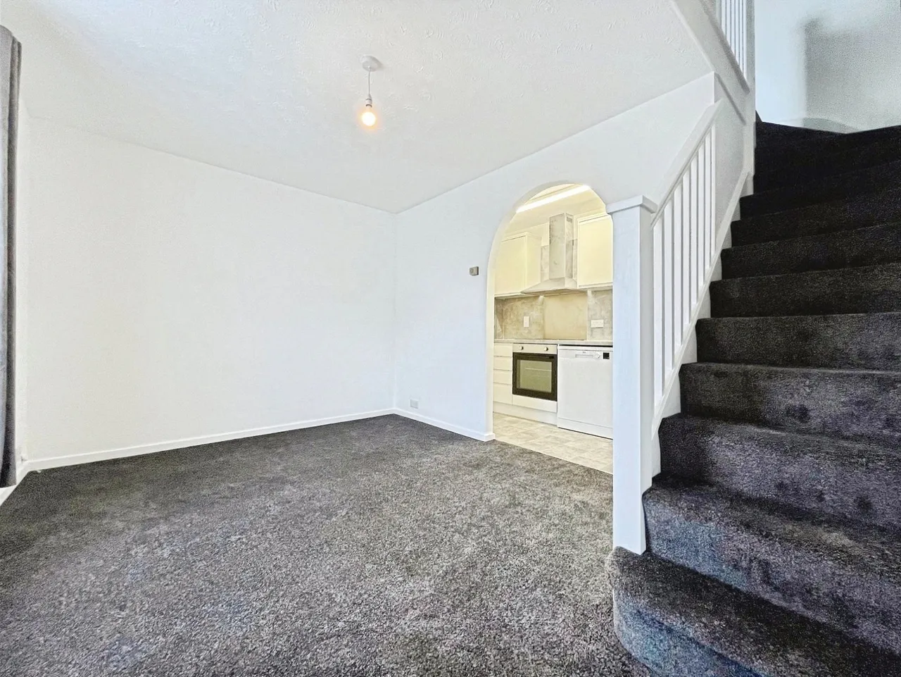Rusham Road, Egham, TW20, photo 2