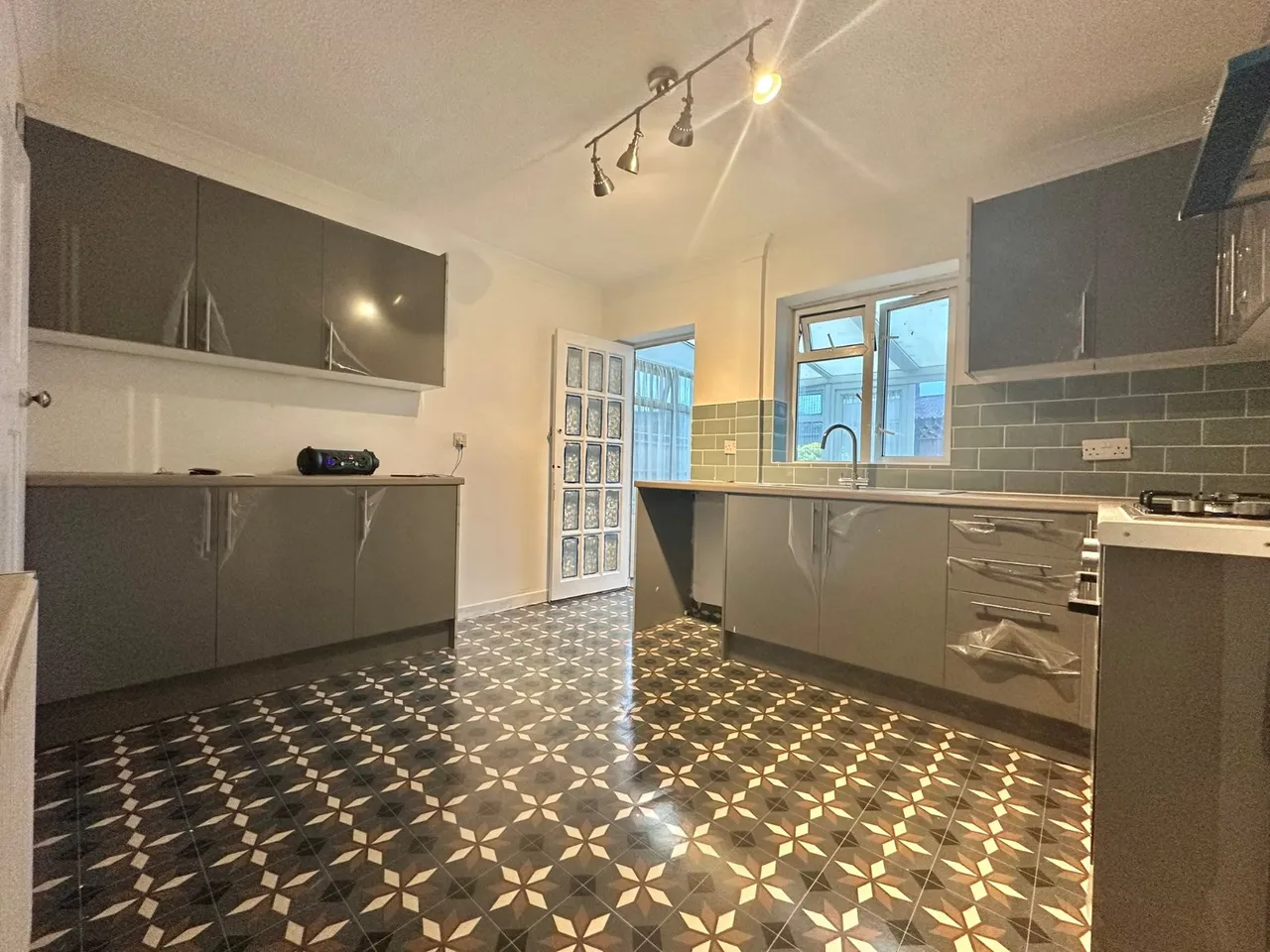 Walnut Avenue, Southampton, SO18, photo 2
