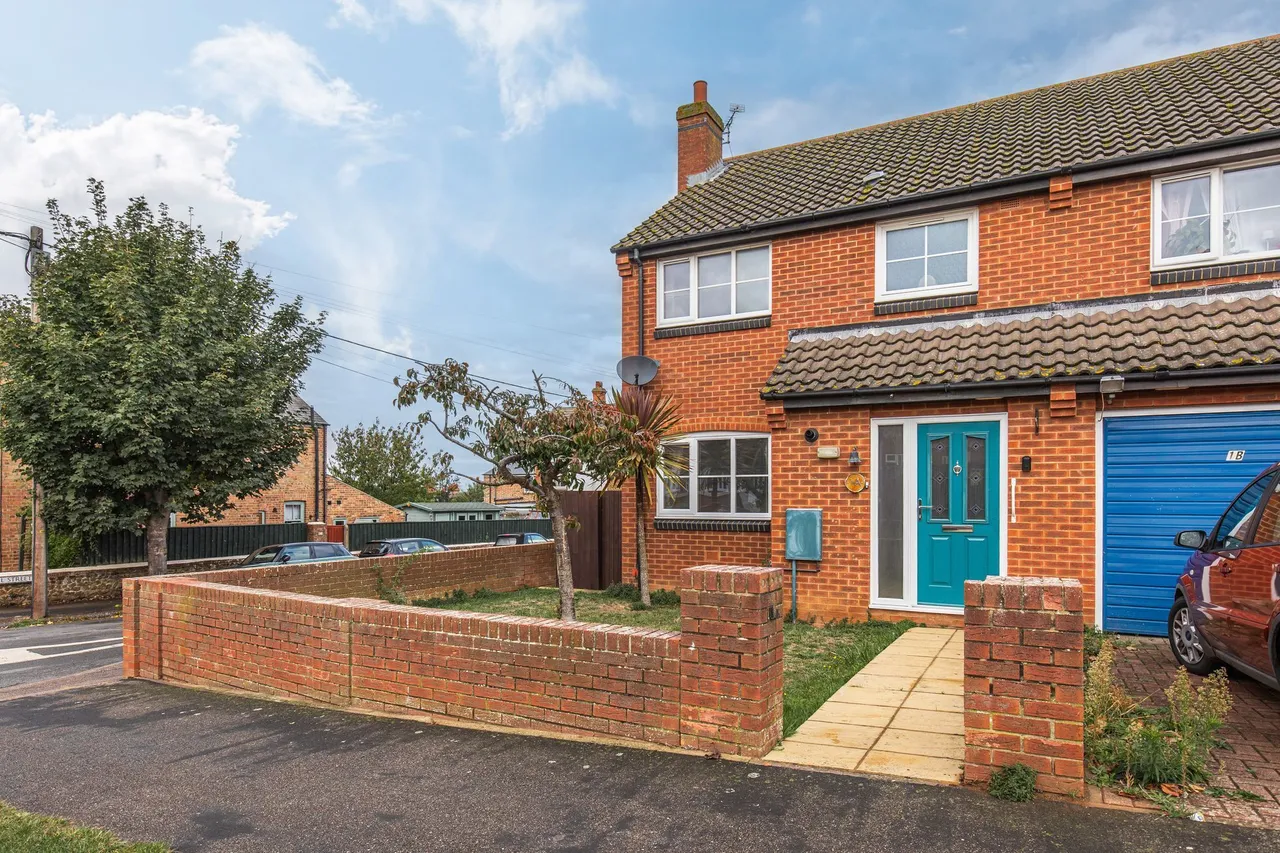 3 bed property for sale, Family Home in a Quiet Residential Ar