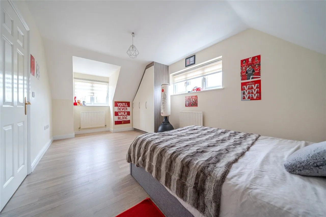 Sandringham Drive, Dartford, Kent, DA2, photo 47