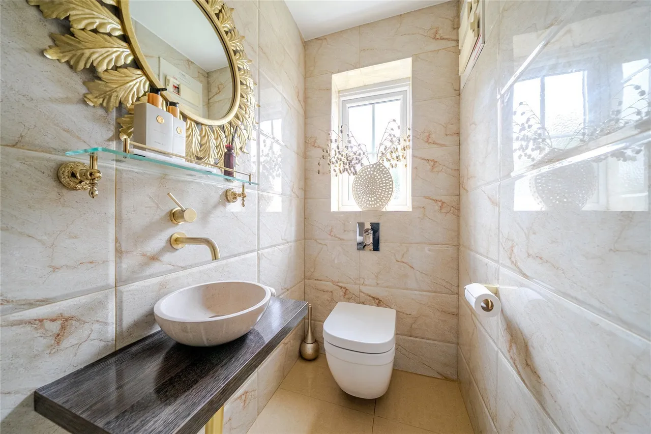 Sandringham Drive, Dartford, Kent, DA2, photo 75