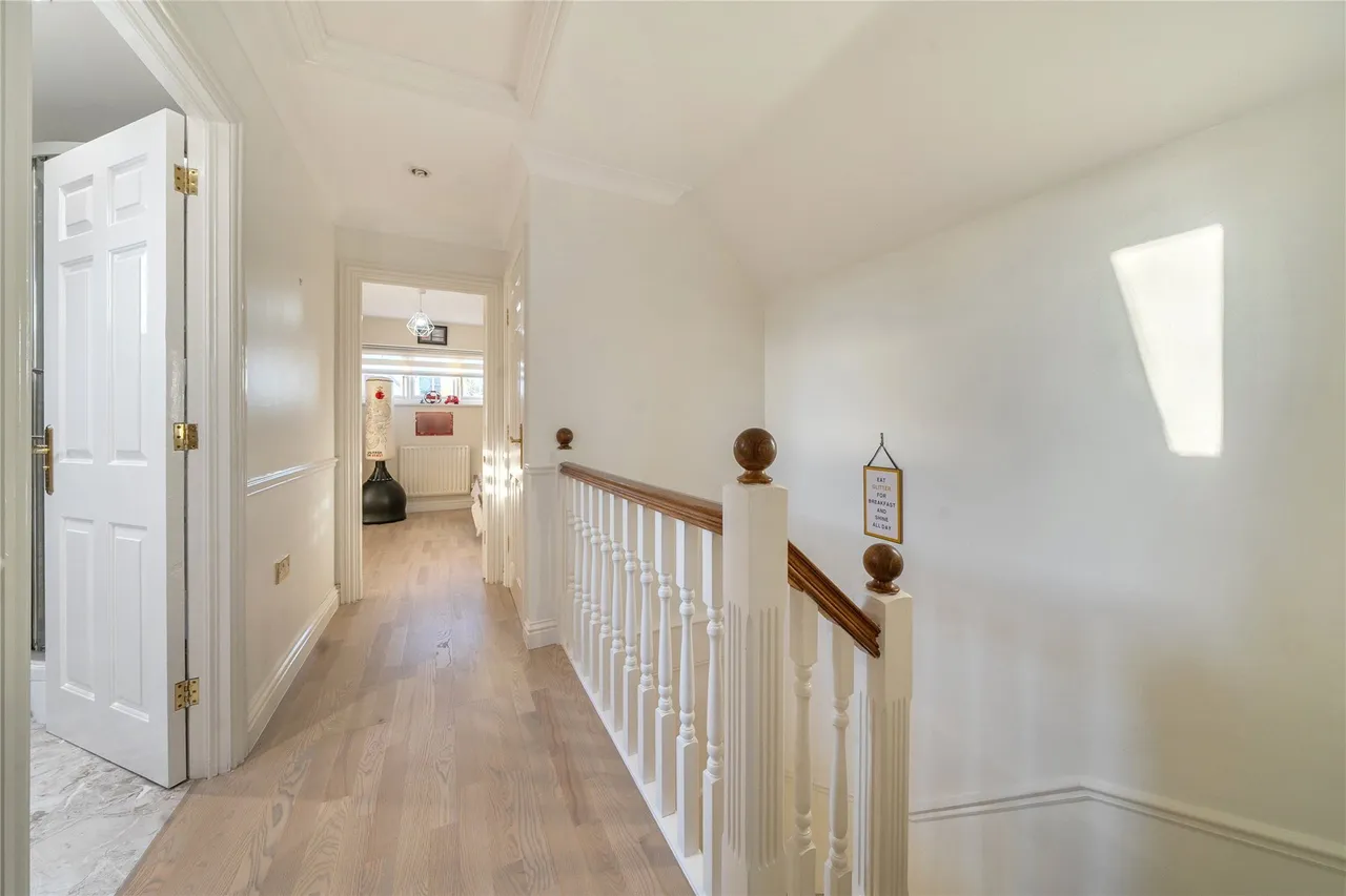 Sandringham Drive, Dartford, Kent, DA2, photo 35