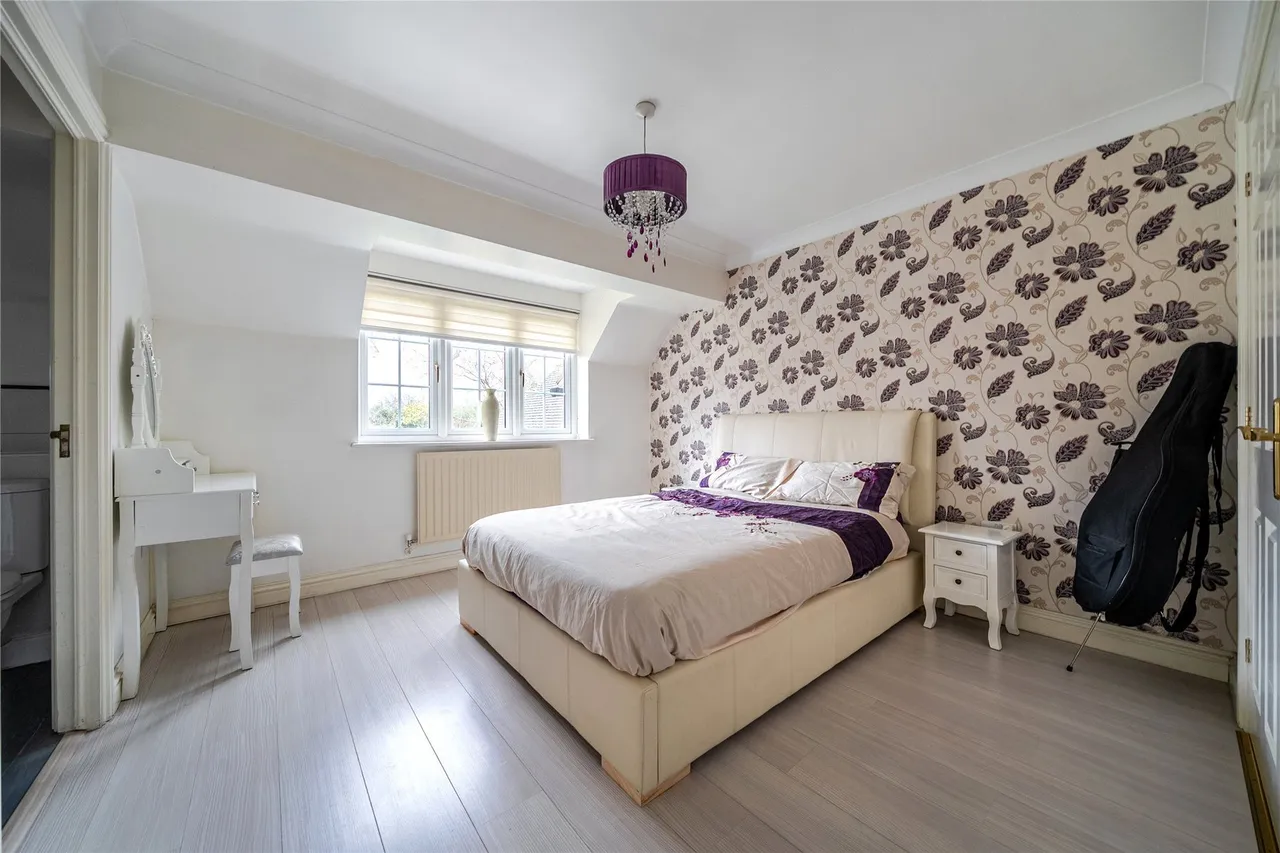 Sandringham Drive, Dartford, Kent, DA2, photo 62