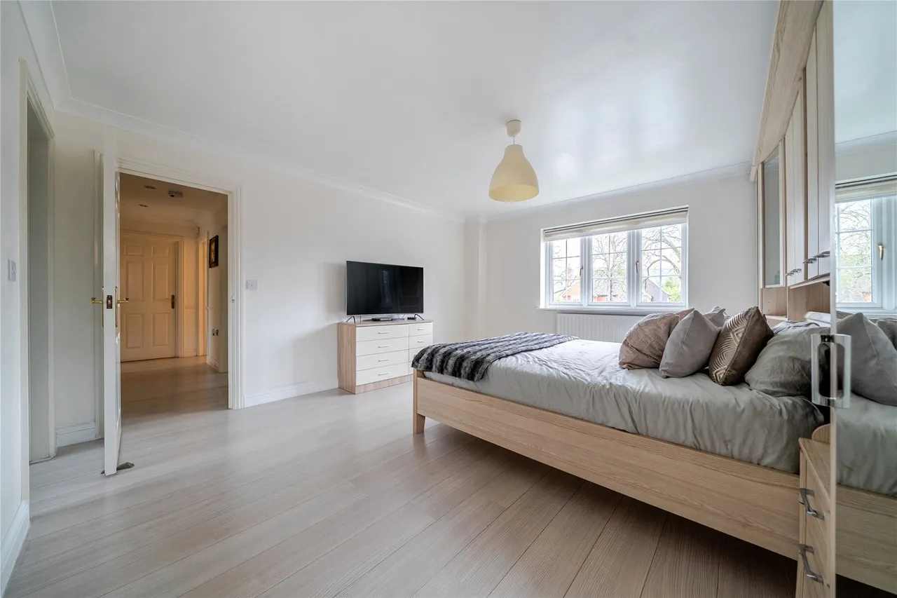 Sandringham Drive, Dartford, Kent, DA2, photo 57