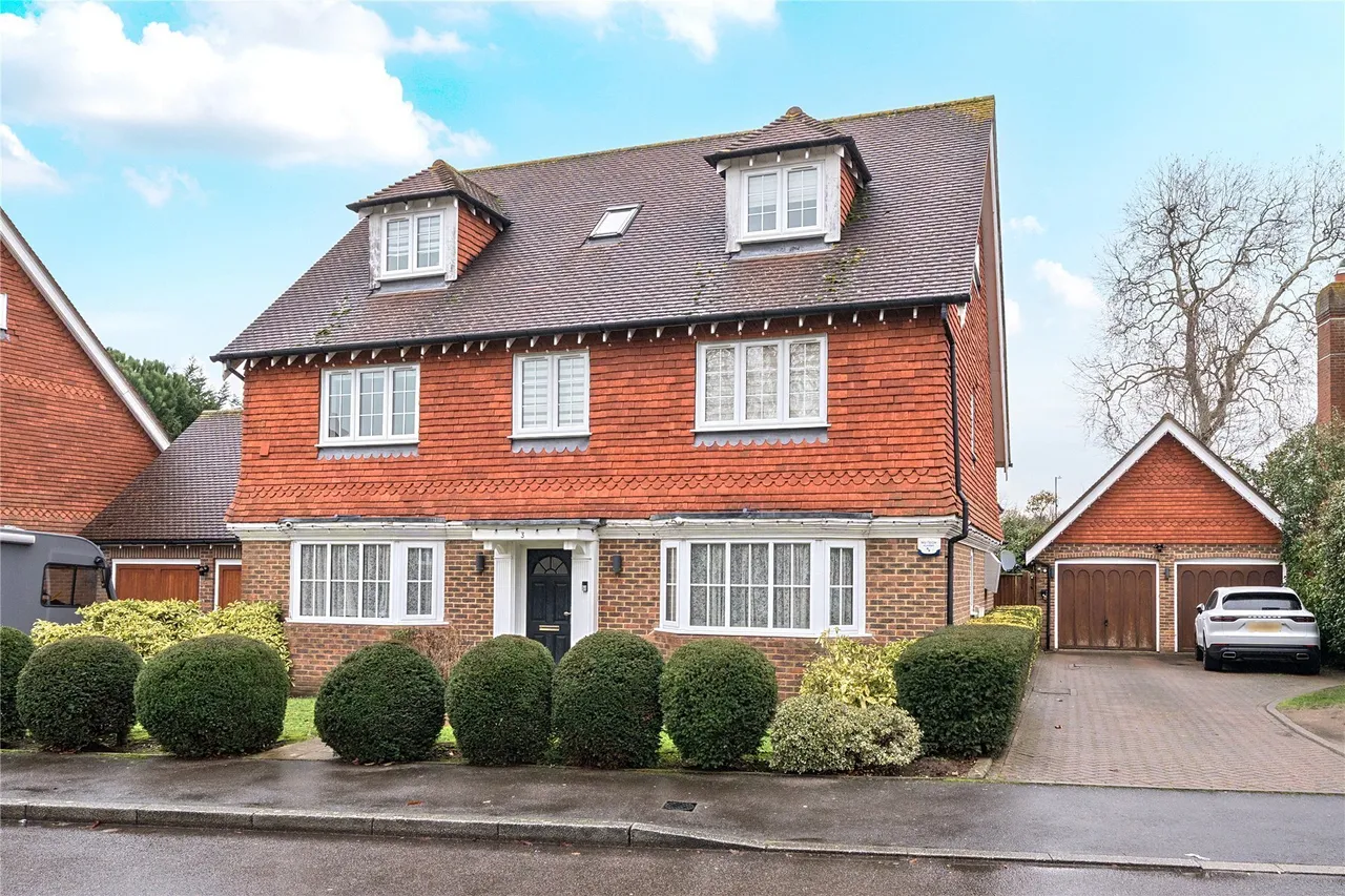 Sandringham Drive, Dartford, Kent, DA2, photo 38