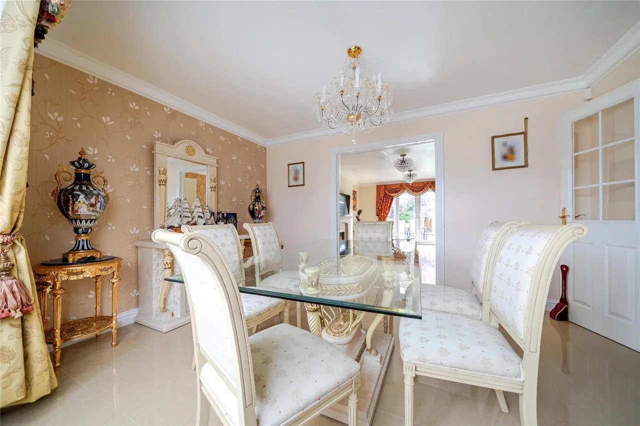 Sandringham Drive, Dartford, Kent, DA2, photo 71