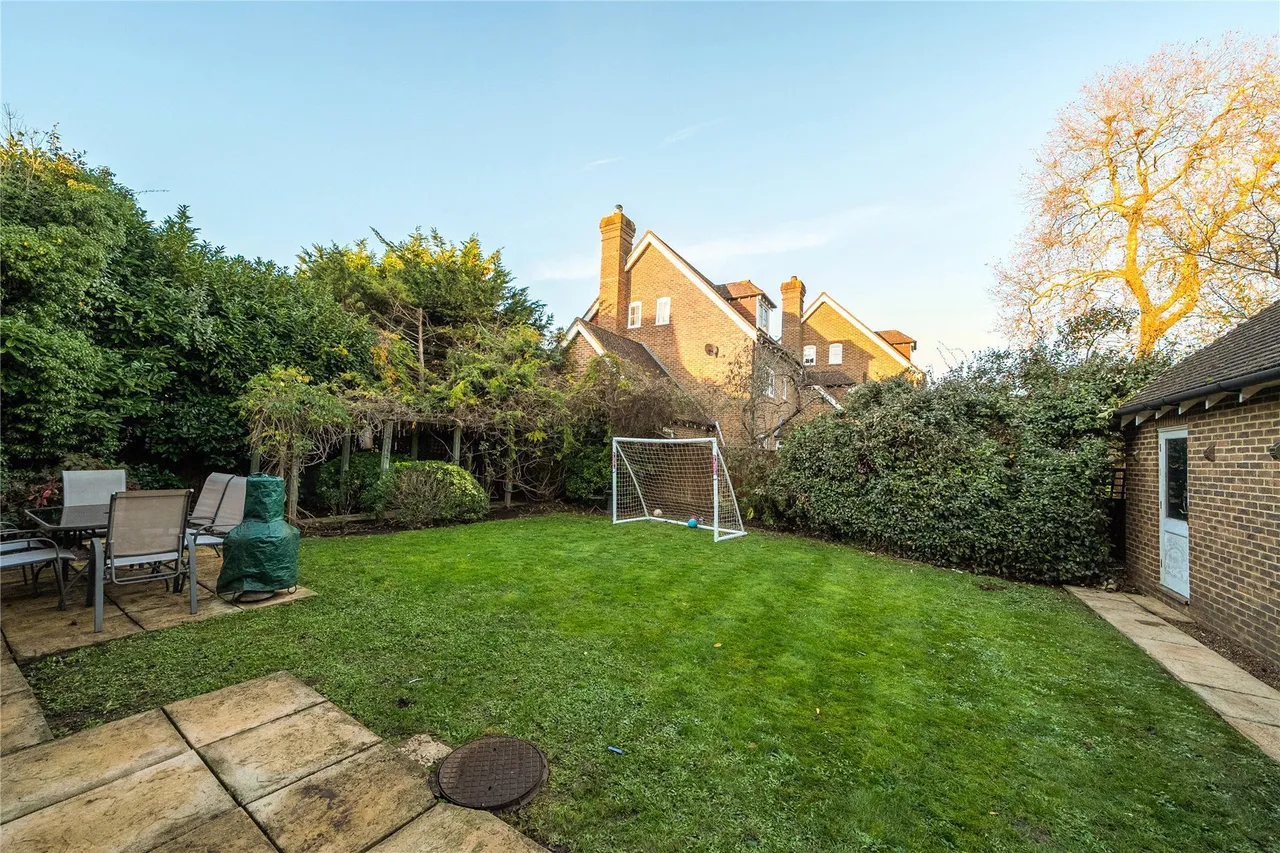 Sandringham Drive, Dartford, Kent, DA2, photo 25